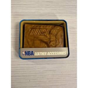 NBA Charlotte Bobcats Trifold Leather Wallet Brown Embossed Logo New Tin